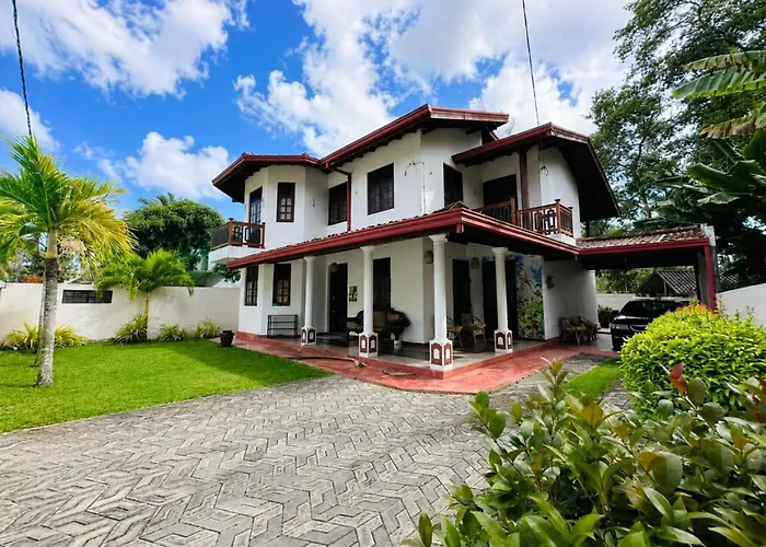 4 S Villa Tangalle