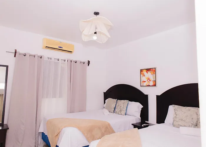 We Hotel, La Lima