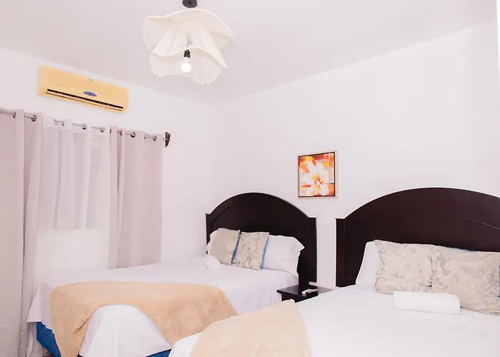 We Hotel, La Lima