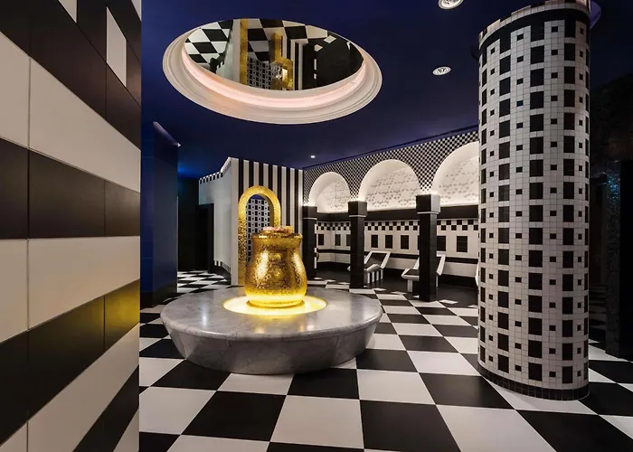 Mondrian Doha Hotel