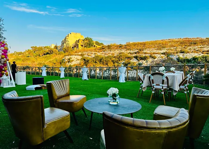 Cesca'S Boutique Hotel Xlendi