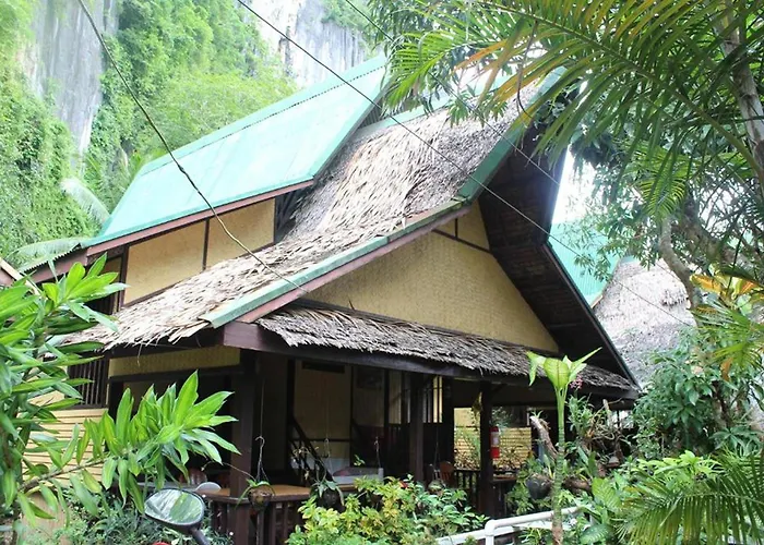 Cliffside Cottages El Nido