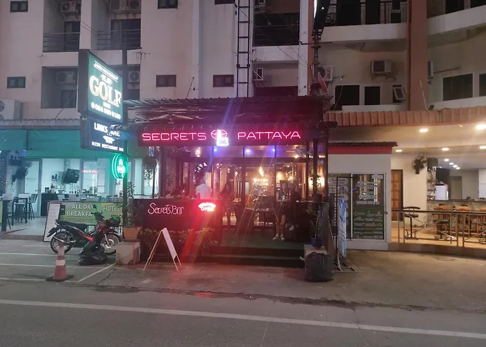 Secrets - Pattaya Hotel