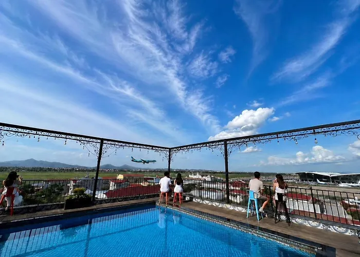 Paragon Noi Bai Hotel & Pool Thach Loi