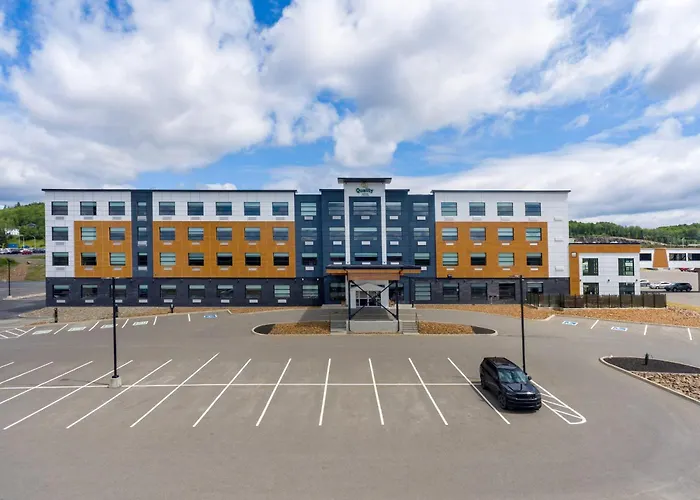 Quality Hotel & Conference Centre Edmundston