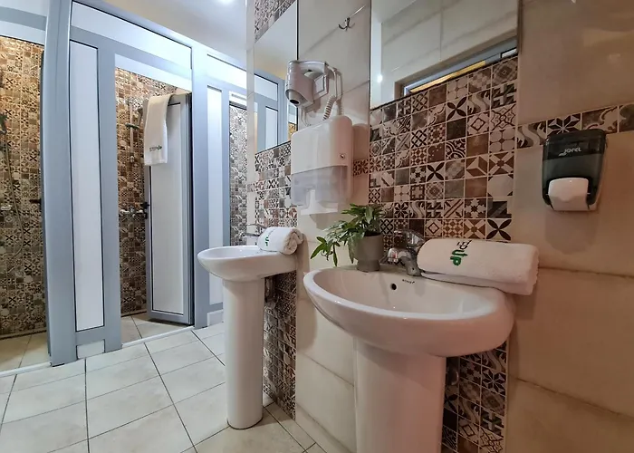 Step To Kotor Bay Guesthouse