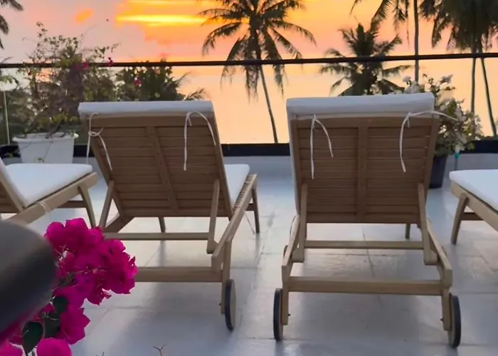 Unwind Dhigurah Hotel Dhigurah 