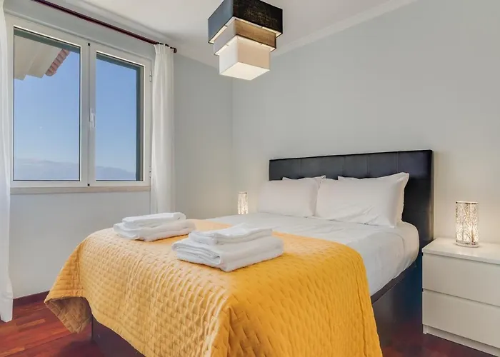 Ajuda I Apartment Funchal 