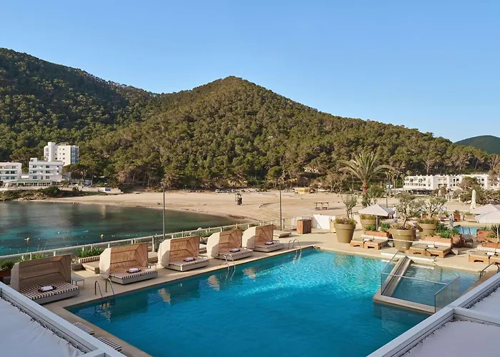 Mondrian Beach Lifestyle Resort By Accor Cala Llonga 