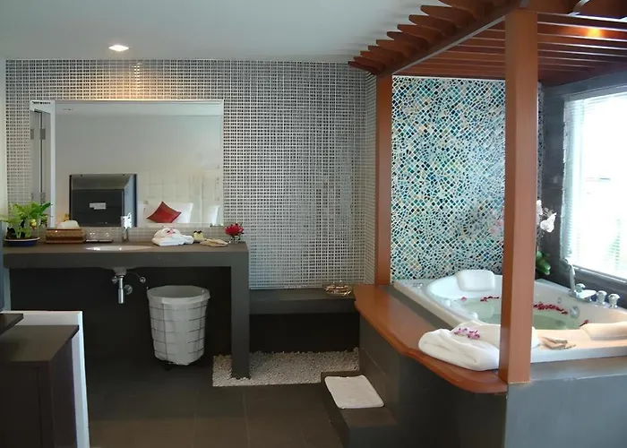 Hua Hin Avenue Hotel
