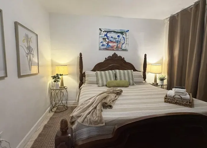 Suarez Art Stay Buena Vista Private Rooms, Free Parking Miami