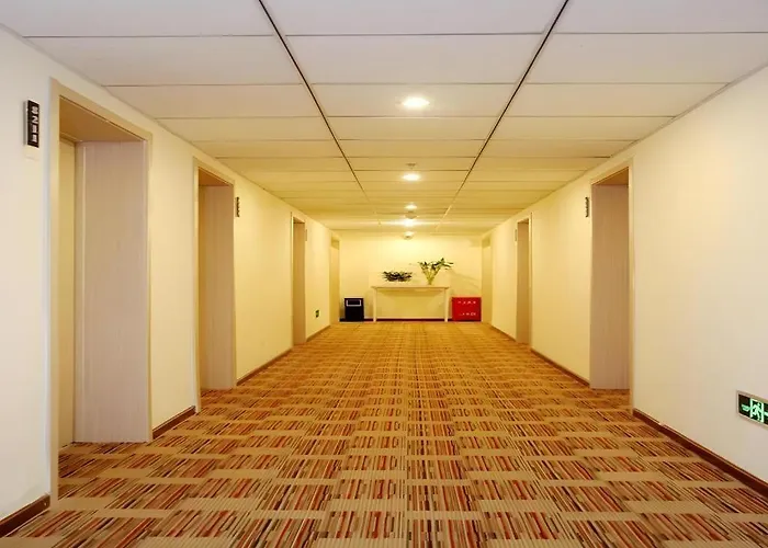 Beijing Yi Jia Hotel
