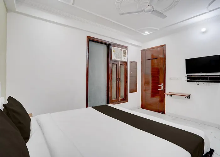 Hotel O Da Pinnacle Stay Gurgaon
