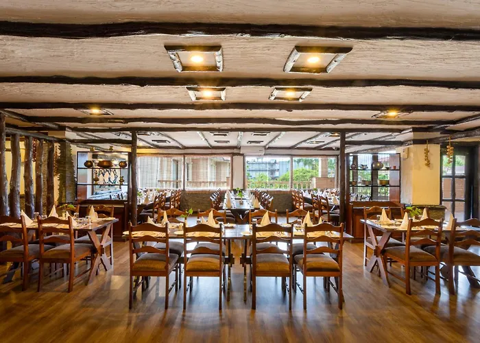 Hotel Pokhara Grande