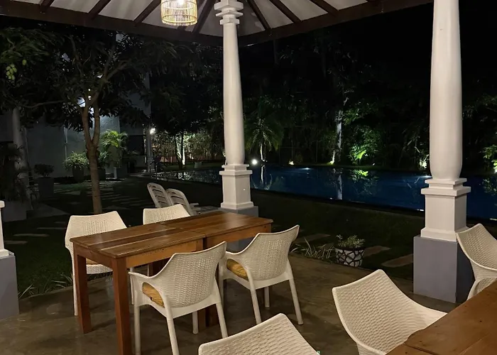 Riverside Cabanas Mirissa
