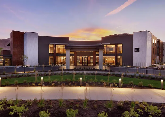 Hoodoo Moab, Curio Collection By Hilton Hotel