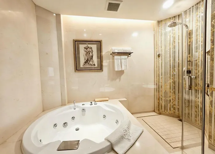 Chateau Star River Shanghai Minhang