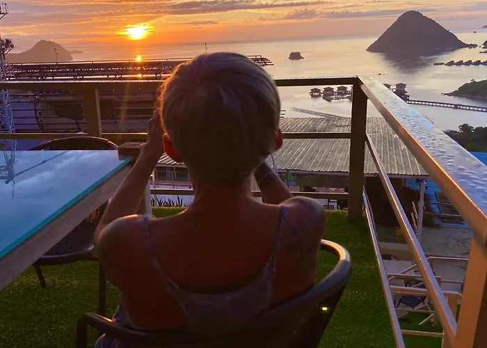 Sunset Hill Hotel Labuan Bajo