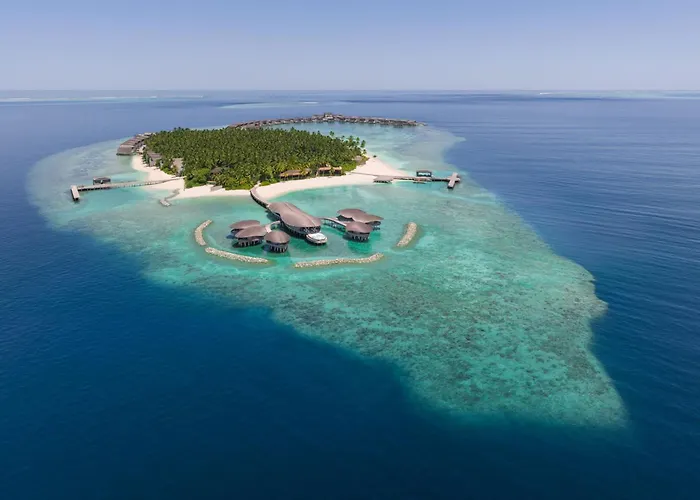 The St. Regis Maldives Vommuli Resort Hulhudheli