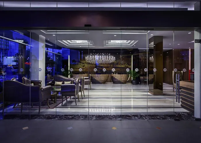 Grand Mercure Yogyakarta Adi Sucipto Pakualaman