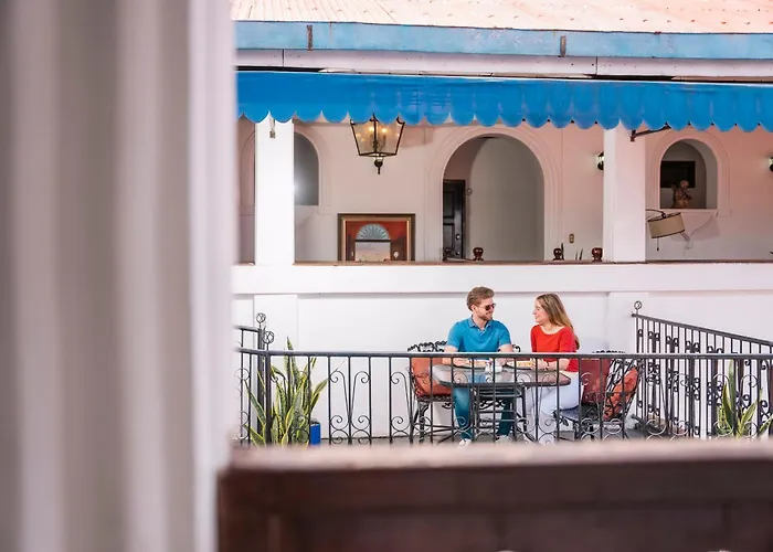Hotel Los Balcones Leon