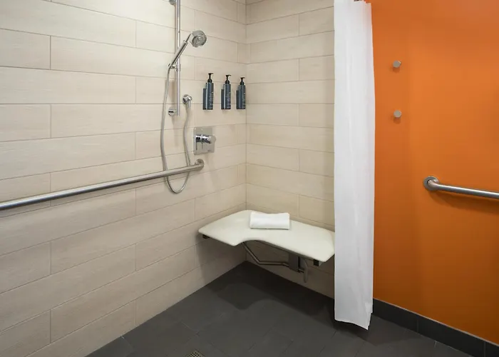 Aloft By Marriott New York Laguardia Airport Hotel