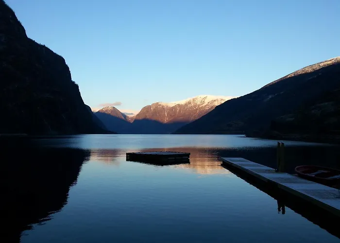 Flam Marina Hotel