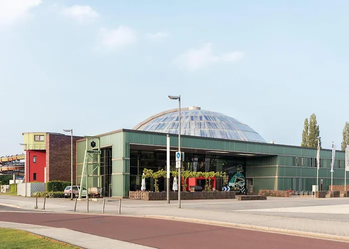 Super 8 By Wyndham Oberhausen Am Centro Hotel