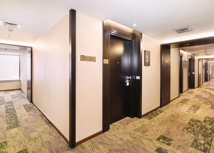 Hycinth Hotels Thiruvananthapuram