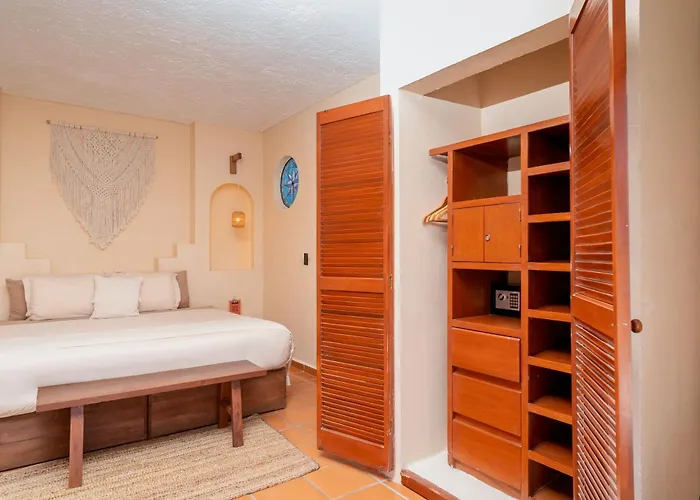 Enigmatic Boutique Hotel Cancun