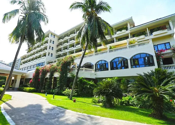Palm Beach Resort & Spa Sanya