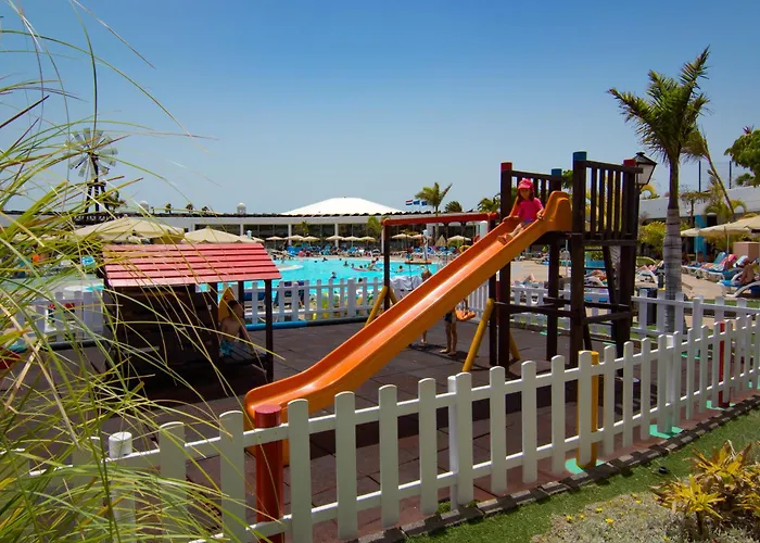 Relaxia Lanzasur Club - Aqualava Water Park Hotel Playa Blanca 