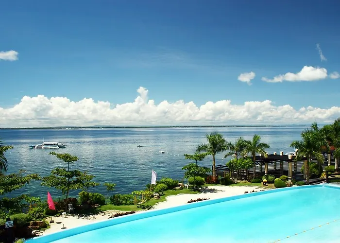 La Mirada Residence, Large 1 Bedroom Condo, Ocean Views, Beaches, 3 Pools, Restaurants Lapu-Lapu City