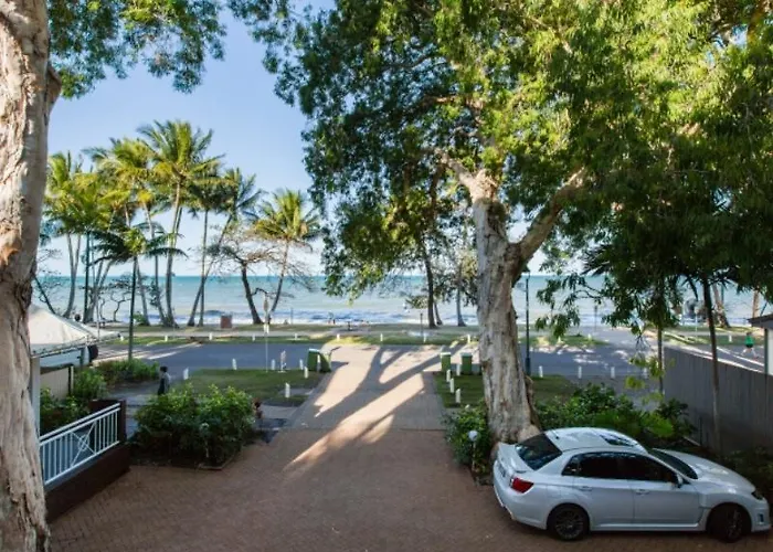 The Boutique Collection - 603 On The Beach Palm Cove