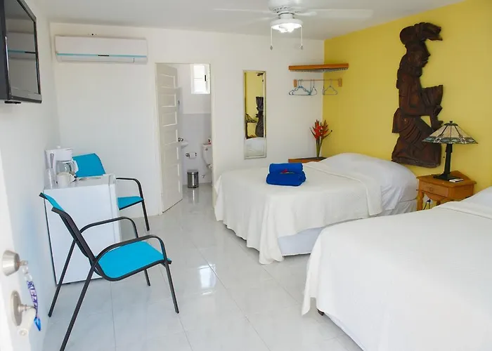 Cosmopolitan Guesthouse Hopkins