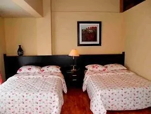 Bed & Breakfast At Royale Tagaytay Country Club Tagaytay City