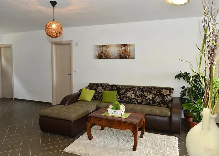 Apartments Kuljace Sveti Stefan