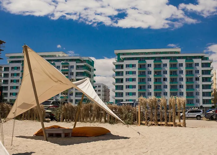 Royal Summer Mamaia