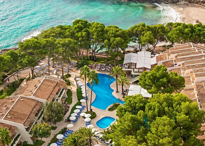 Iberostar Waves Pinos Park Hotel Font de sa Cala