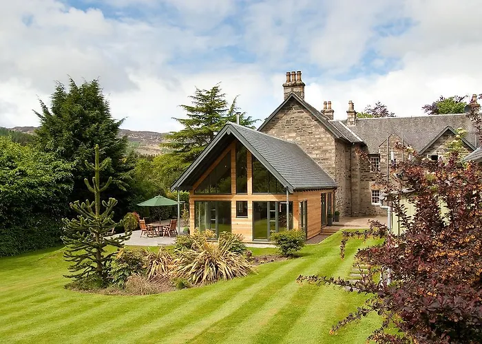 Craigatin House & Courtyard Guest House Pitlochry