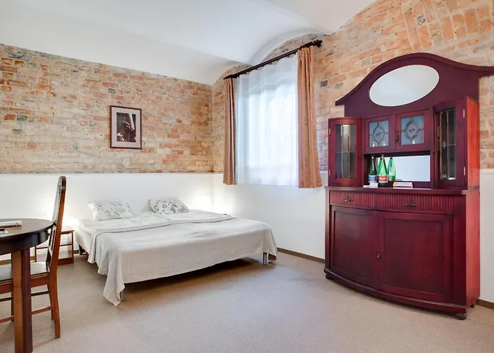 Janne Hotel With Self Check-In Riga