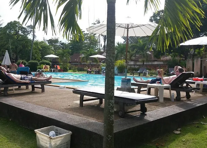 Lanta Long Beach Hostel Koh Lanta