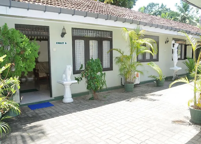 Amaya Chalets Negombo