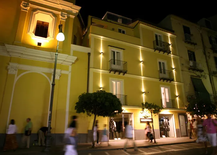 Palazzo Tritone & Abagnale Bed & Breakfast Sorrento