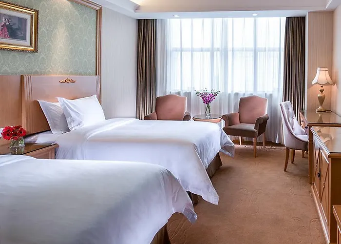 Vienna International Hotel - Long Hua Wan Zhong Cheng Branch Shenzhen