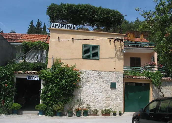 Apartments Darinka Skradin