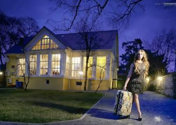 Boutique Hotel Villa P Uzhhorod