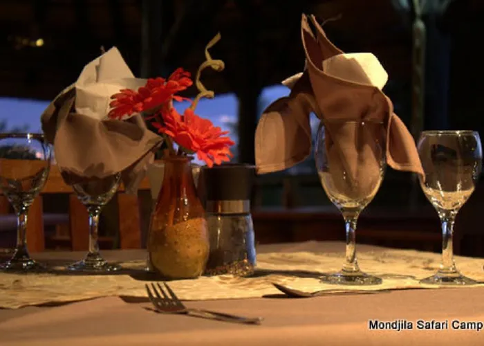 Mondjila Safari Camp Villa Okaukuejo