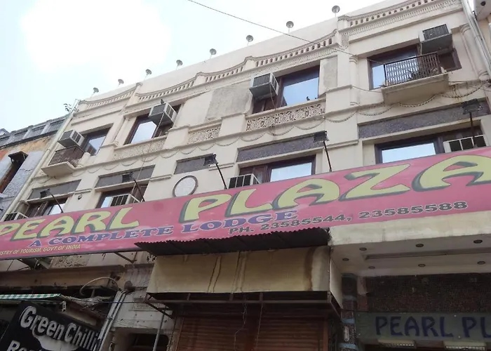 Hotel Pearl Plaza - In City Centre Connaught Place & Walk In Ndls Station New Delhi