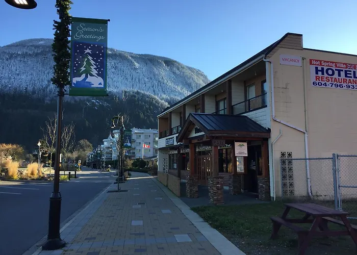 Spring Villa Hotel Harrison Hot Springs